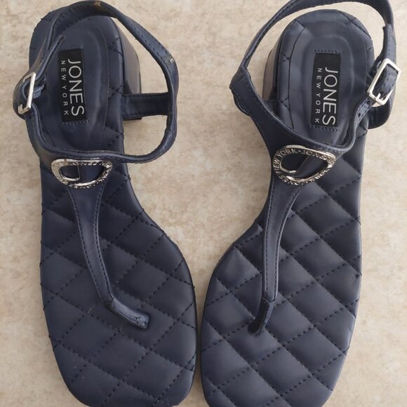 Jones NY Women's Strappy Open Square Toe Blue Sandal. - Picture 1 of 3